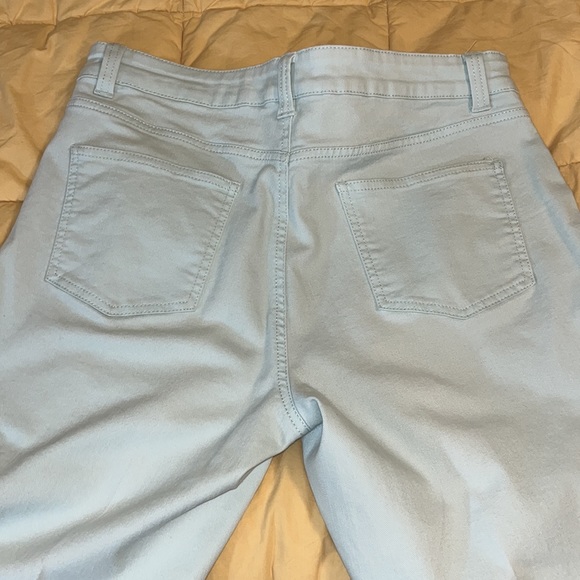 Powder blue jeans 12 - Picture 5 of 9